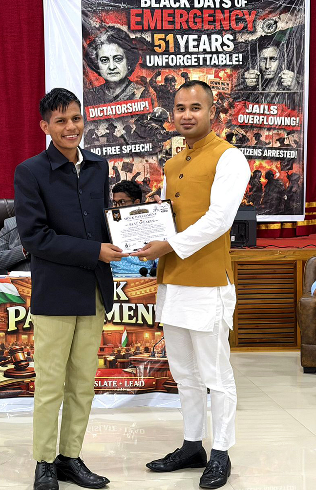 Kamwadathrang Rabon was adjudged Best Speaker at a Mock Parliament