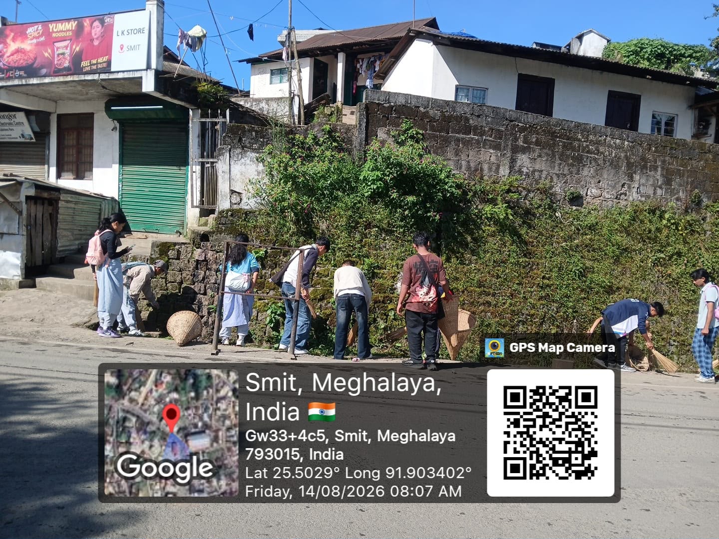 The National Service Scheme (NSS), Shillong College Unit organised a cleaning drive and cleanliness awareness campaign